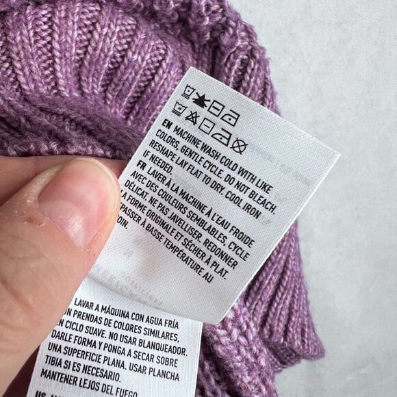 American Eagle Purple Mock Neck Relaxed Fit Chunky Knit Sweater Size Medium - Picture 5 of 9